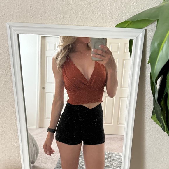 Urban Outfitters Crop Top - Picture 5 of 7